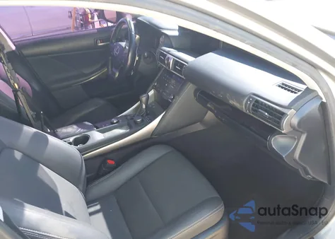 2019 Lexus Is 300 z USA, uszkodzony, nr VIN JTHBA1D27K5097807